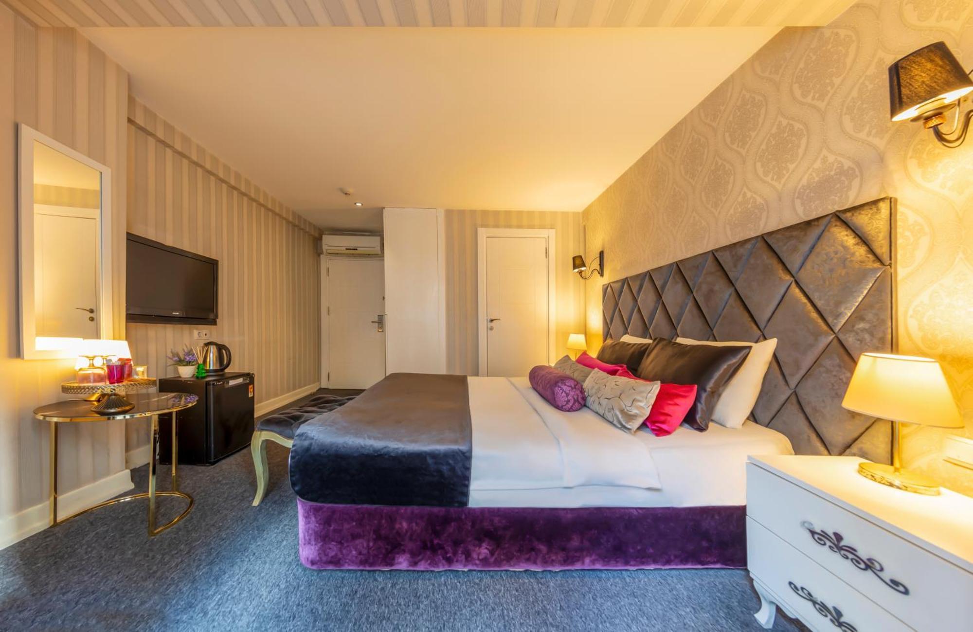 In Pera Boutique Hotel Стамбул Экстерьер фото
